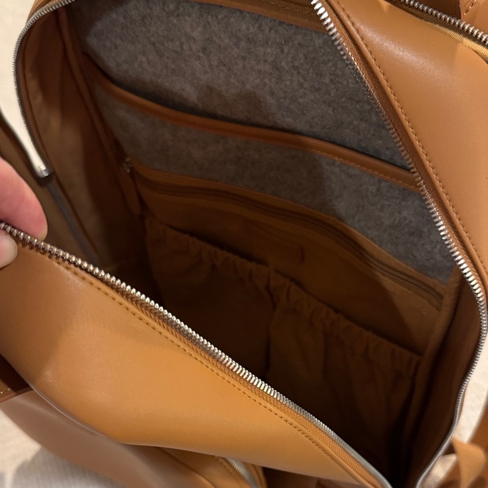Monos Metro Brown Leather Backpack - Picture 4 of 9